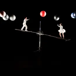 Cirque : Aux étoiles Cirque Hirsute