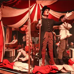 Cirque - Carrousel