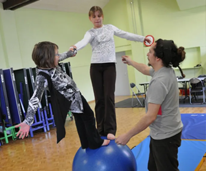 Trapèze, jonglage, acrobatie : les enfants peuvent s\'initier aux arts du cirque au Créa à Kingersheim