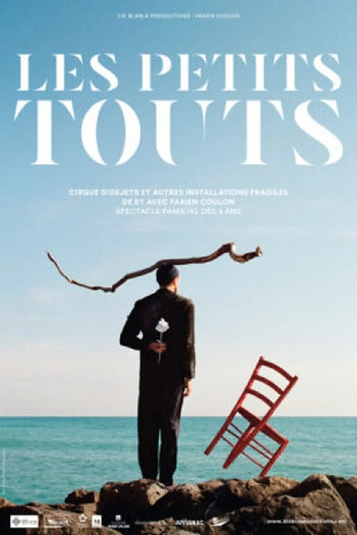 Cirque d'objets Les petits touts