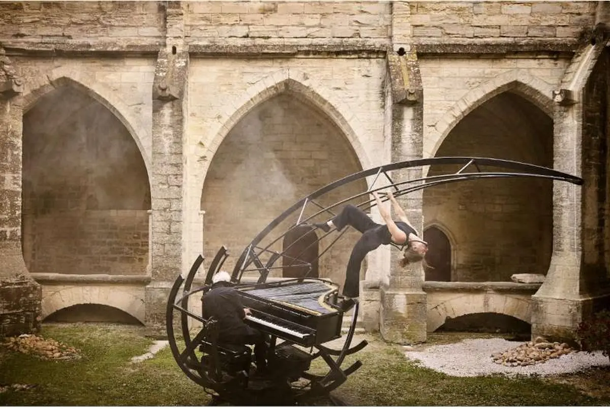 Cirque : Piano Rubato - Mélissa Von Vépy / Cie Happés