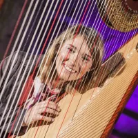 Claire Iselin (harpe) DR