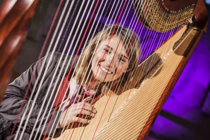 Claire Iselin (harpe)