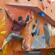 Coaching privé d'Escalade avec un professionnel à Courbevoie