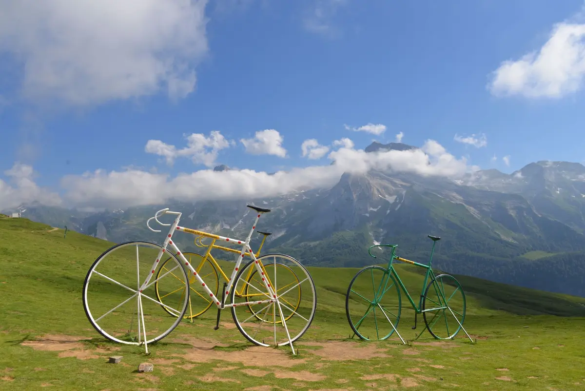 Col d’Aubisque - Passage régulier du Tour de France