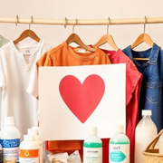 Collecte solidaire de vêtements et de produits d'hygiène dans le 7ème