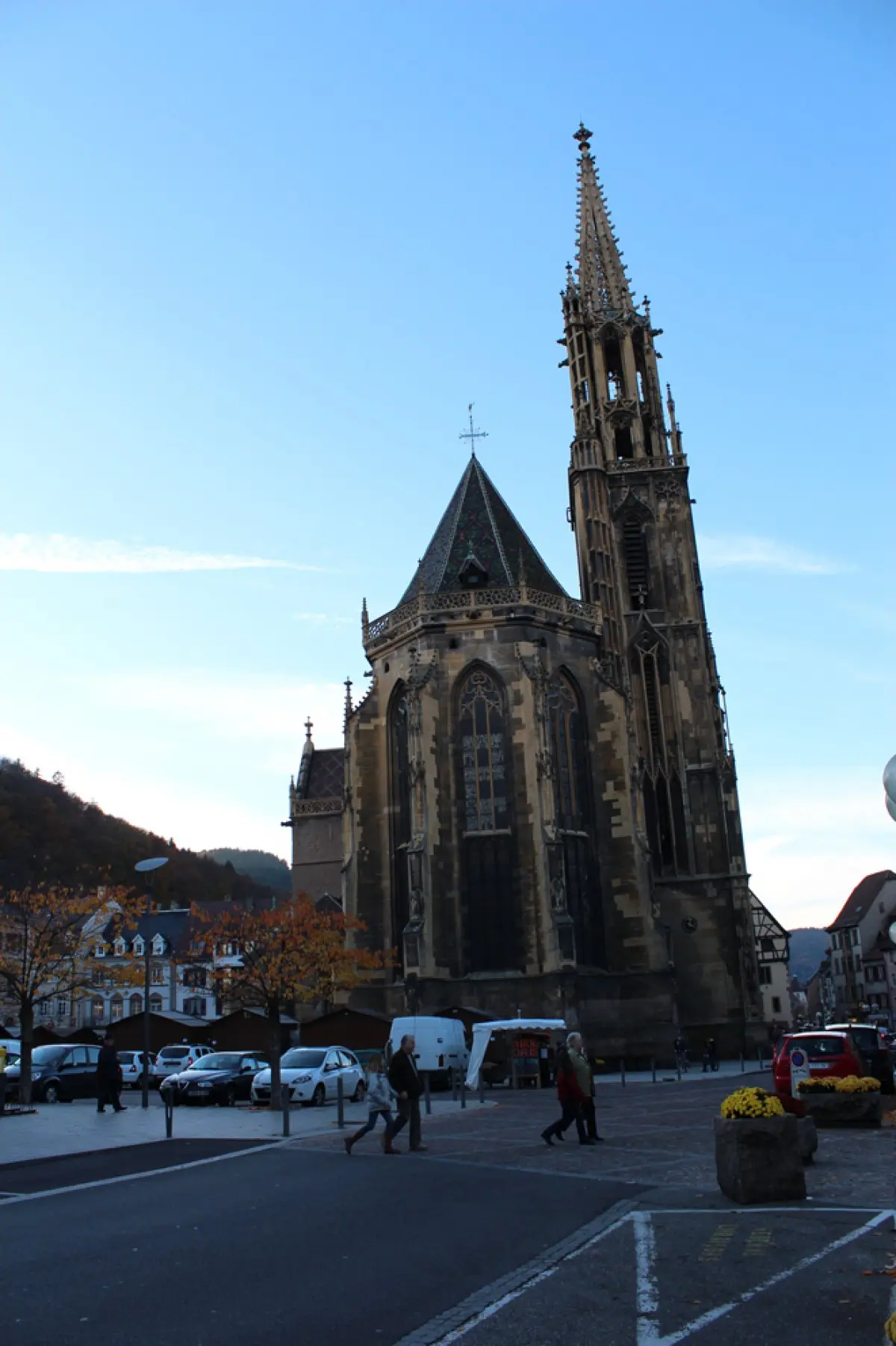 La Collégiale Saint-Thiébaut a été édifiée entre le XIIIe et le XVe siècle