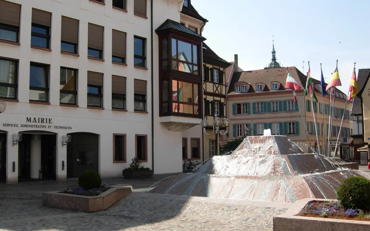 La Ville de Colmar annonce le calendrier des permanences du maire pour la période de juin à août 2026. 