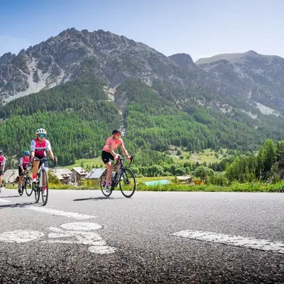 Cols réservés - La tournée des grands cols alpins