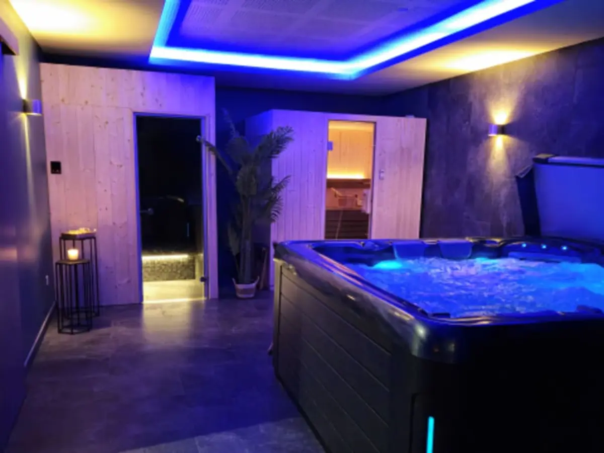 Combiné Spa privatif & flottaison à Brétigny-sur-Orge (91)