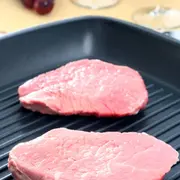 Comment cuire correctement des steaks ?