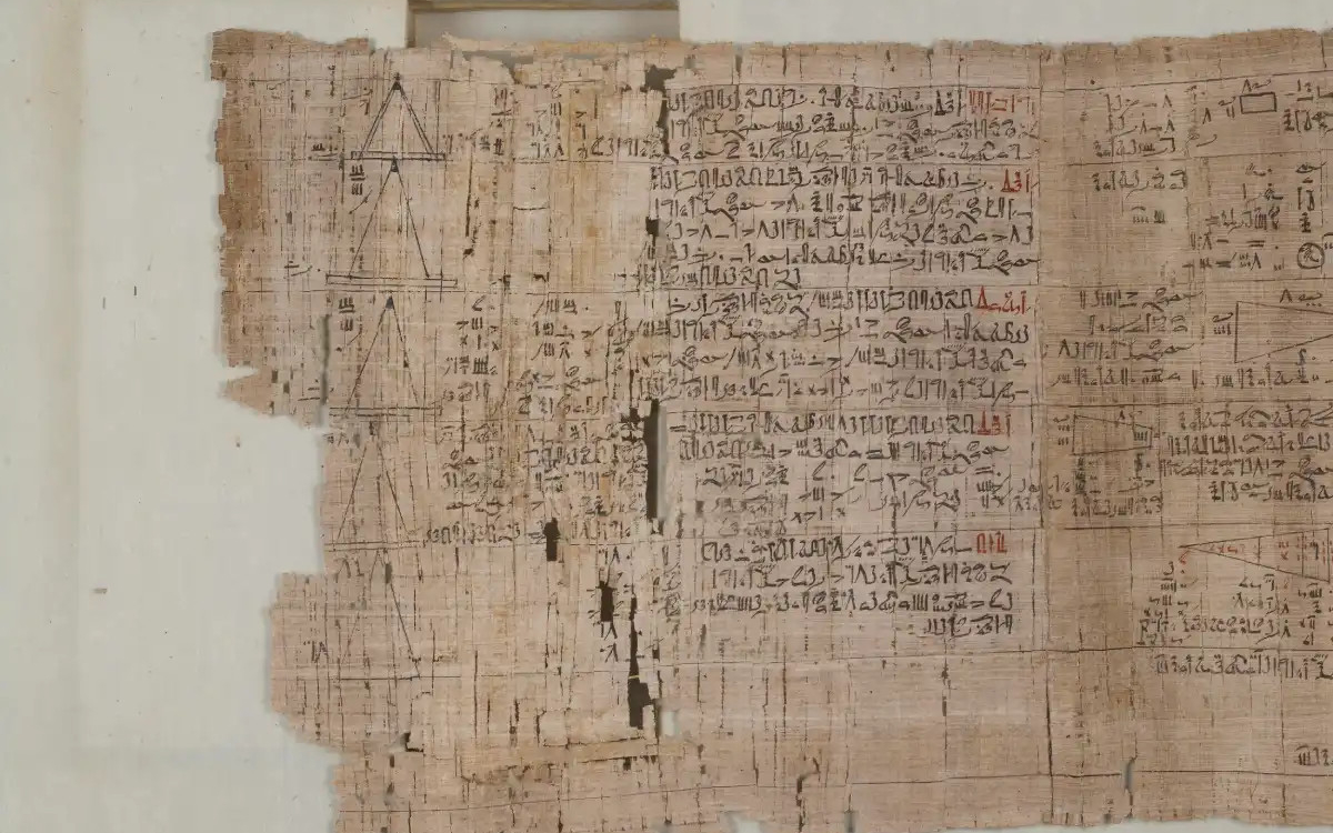 Papyrus mathématiques Rhind conservé au British Museum