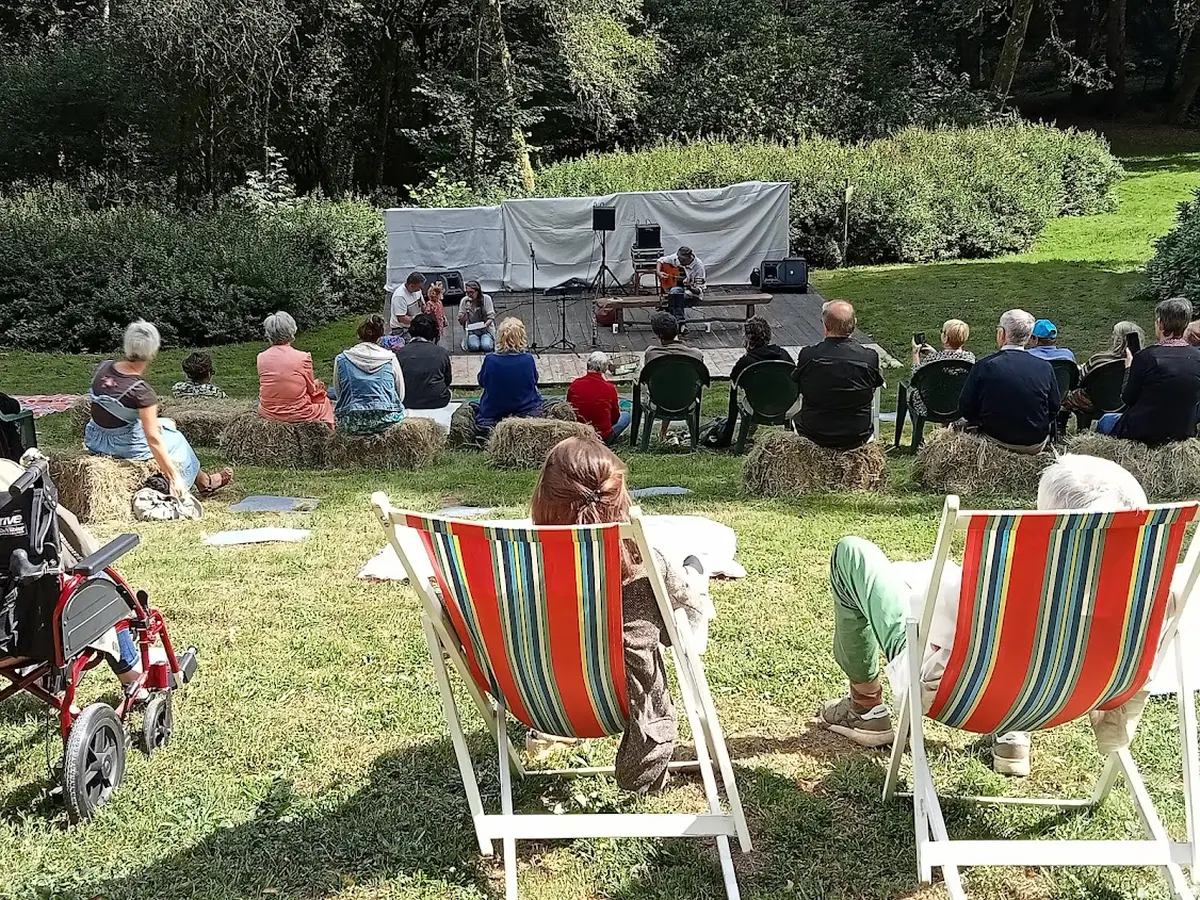 Concert de la chorale Laveli de Lyon Phonies Polies
