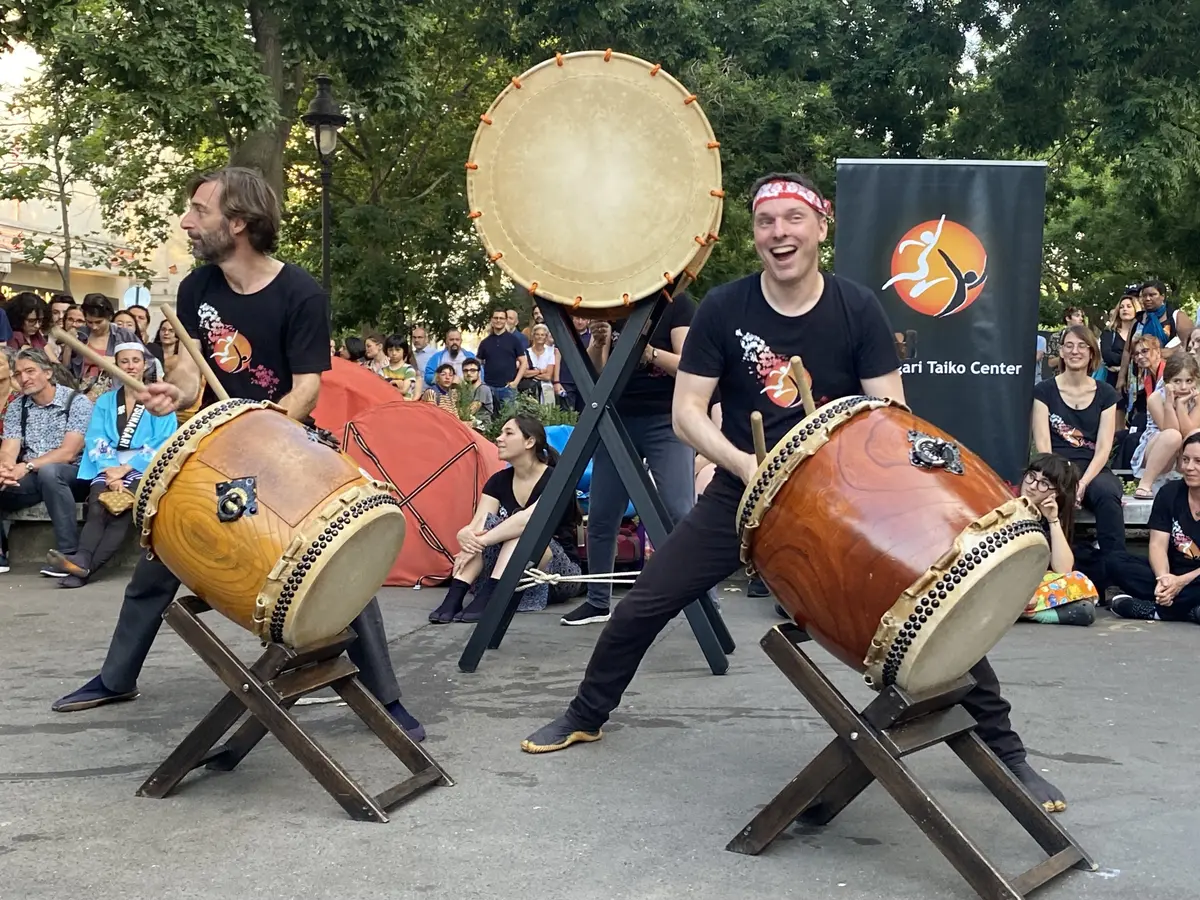 Concert de tambour japonais, Tsunagari Taiko