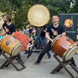 Concert de tambour japonais, Tsunagari Taiko