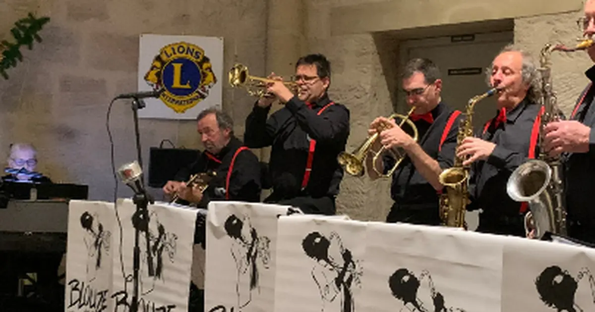 Concert Jazz "Blouze White"