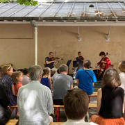 Concerts dans les cours d'écoles