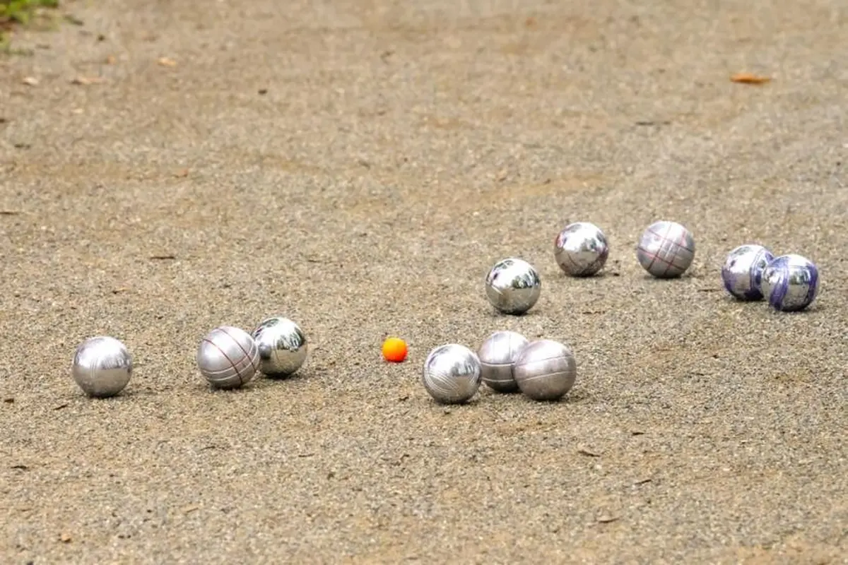 Concours de pétanque