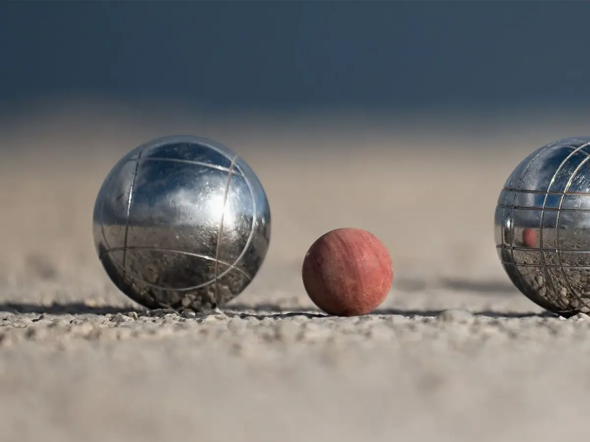 Concours de pétanque