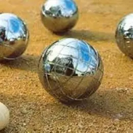 Concours de pétanque