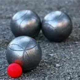 Concours de pétanque