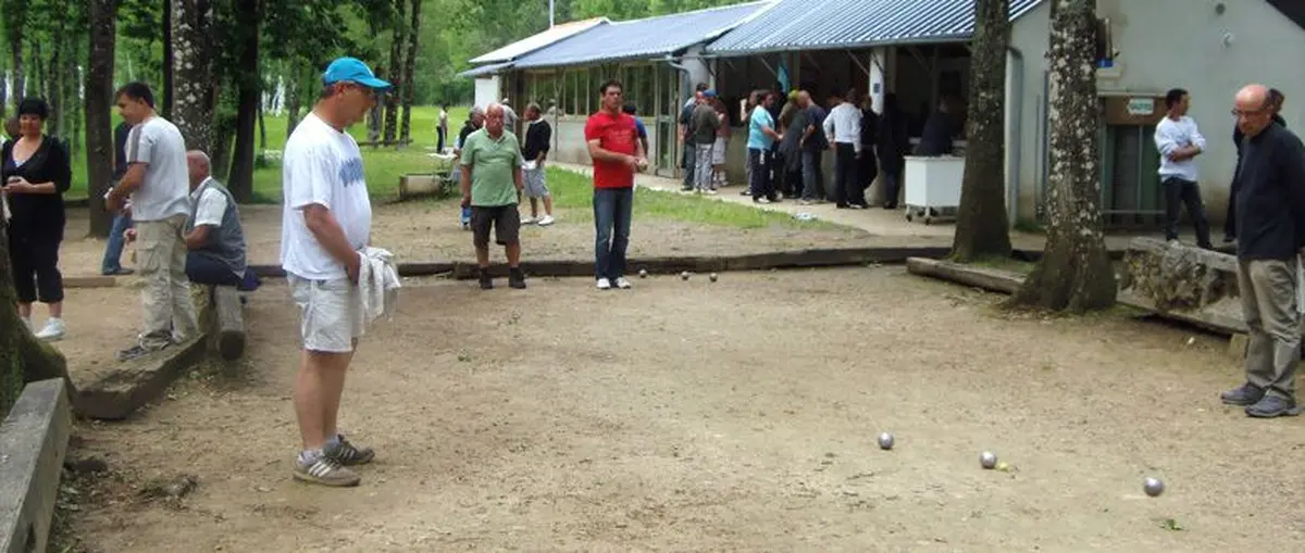 Concours de pétanque