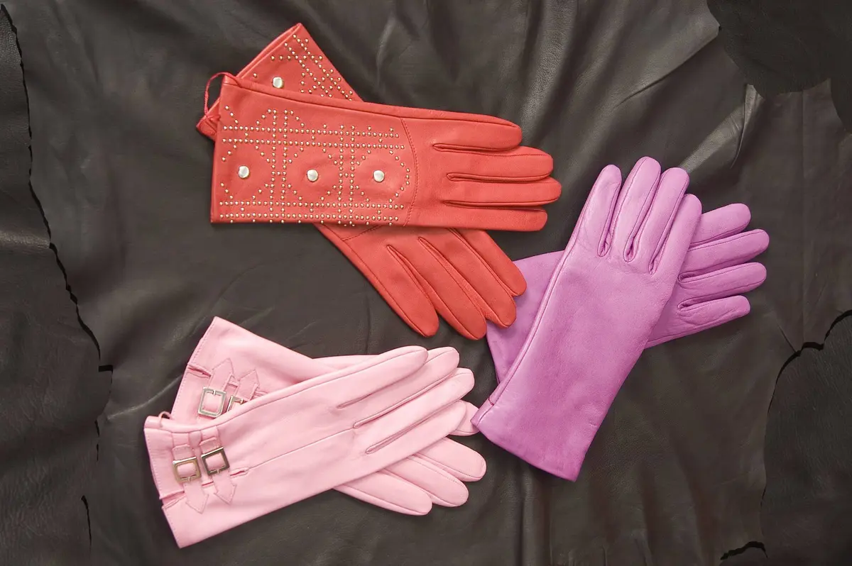 Conférence AMNAD - Gants et gantiers de Saint Junien de la Renaissance à l'Art déco