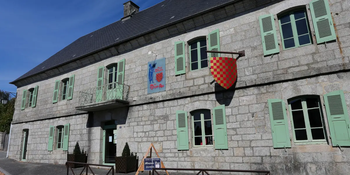 Conférence  (Semaine thématique “Le Moyen Âge et la fantasy”)