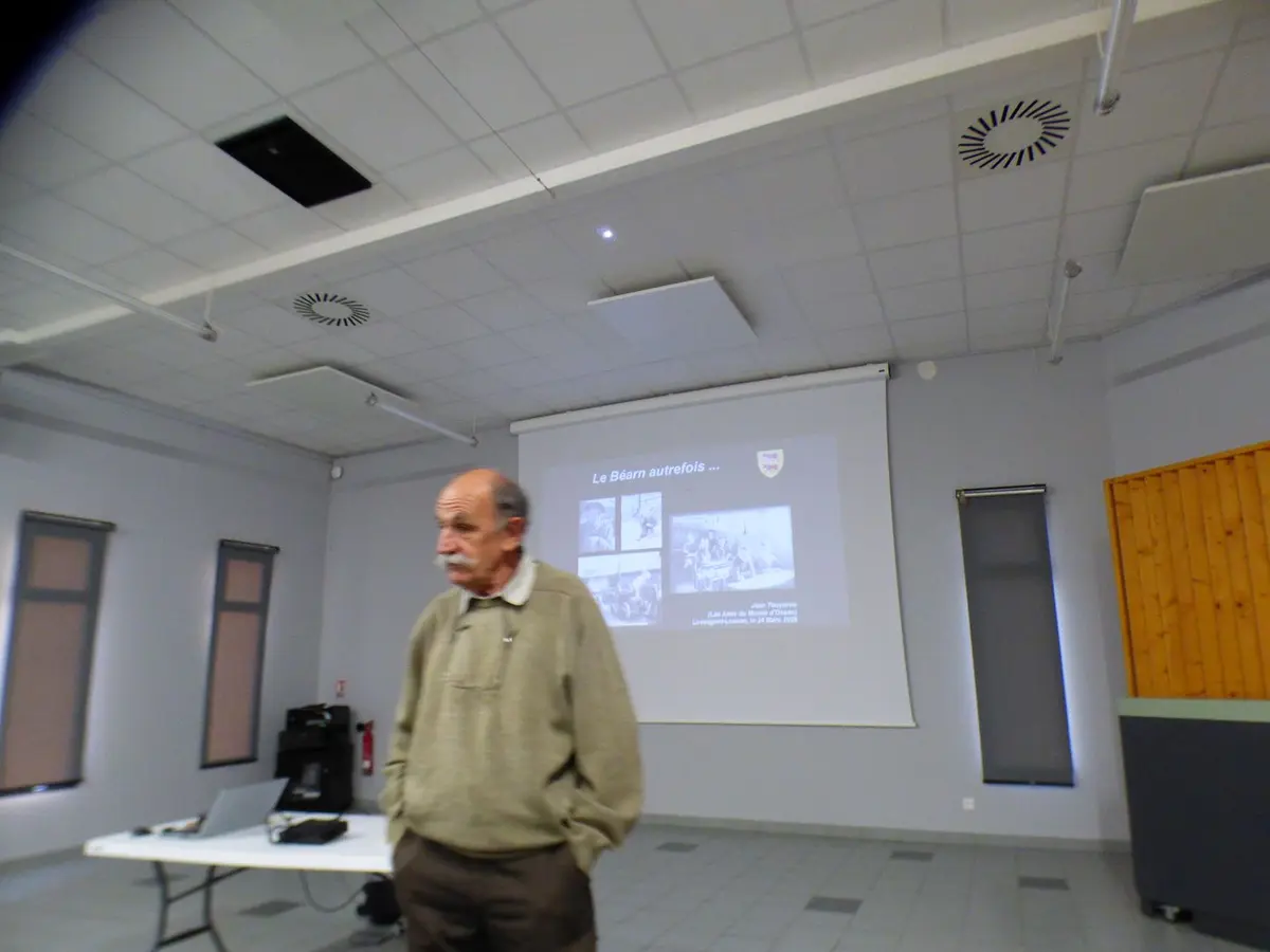 conférence sur l'histoire mouvementée des forêts pyrénéennes