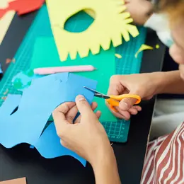 Contes et bricoles : Atelier Littérature