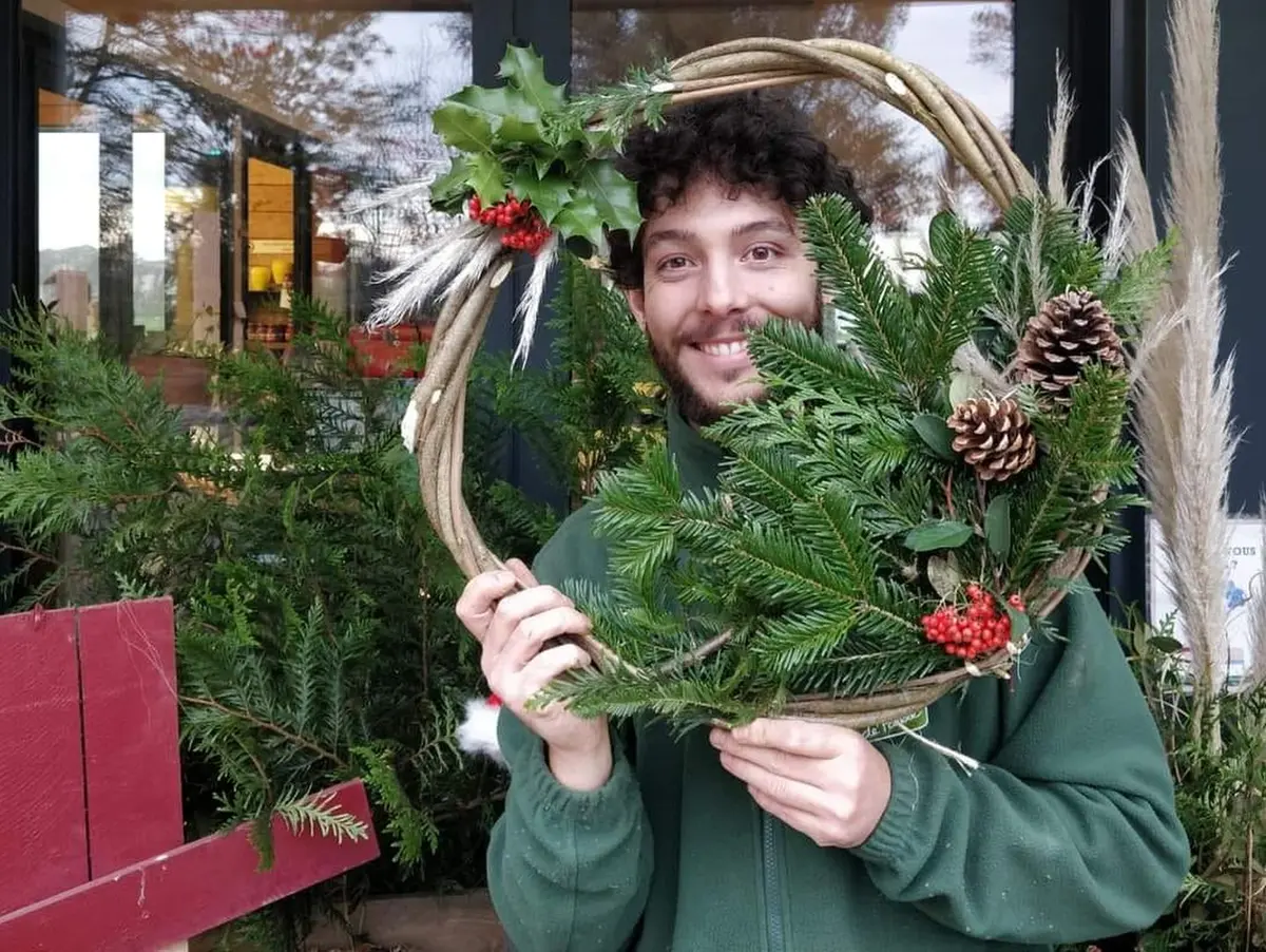 Couronnes de Noël au naturel, à la Cueillette de l'Aragnon