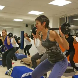 Fitness à Mulhouse : des cours collectifs pour bouger en groupe