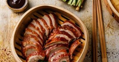 Cours de cuisine "Menu Paris-P&eacute;kin" &agrave; Tours (37)