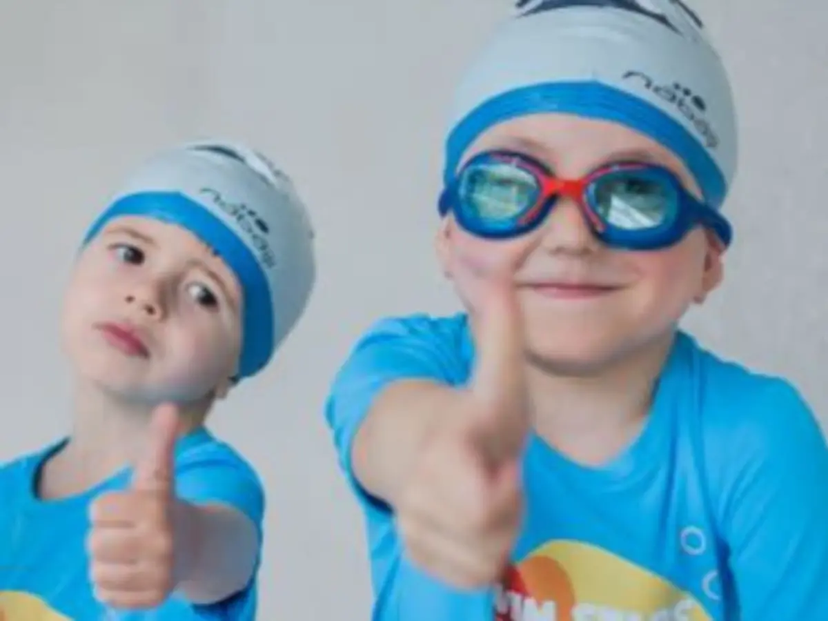 Cours de natation pour enfants à la piscine de Morangis (91)