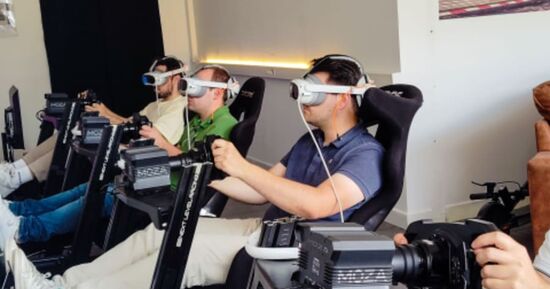 Course automobile en r&eacute;alit&eacute; virtuelle &agrave; Nancy (54)