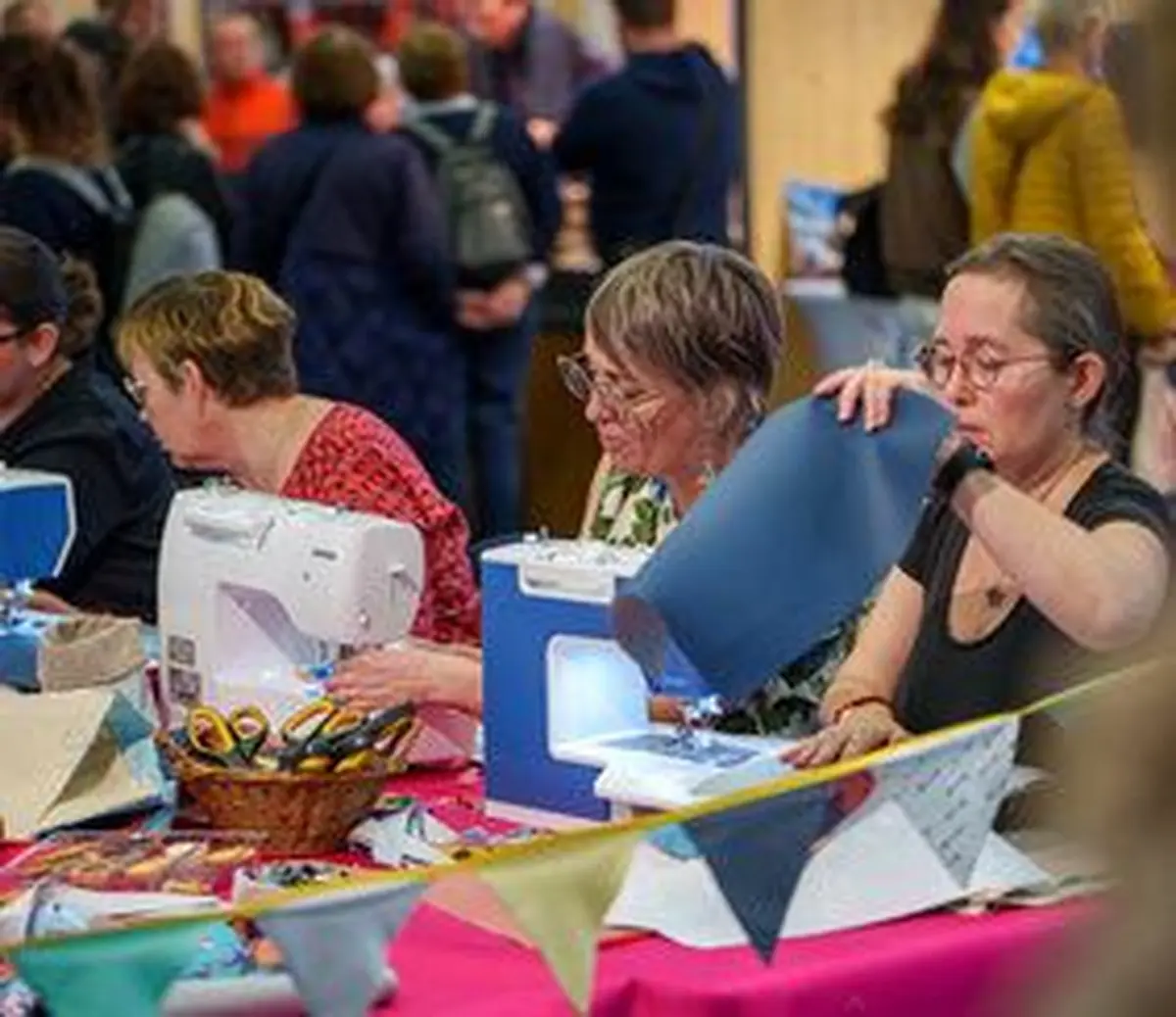 Ateliers, broderie, scrapbooking : venez faire parler votre cr&eacute;ativit&eacute; ! 