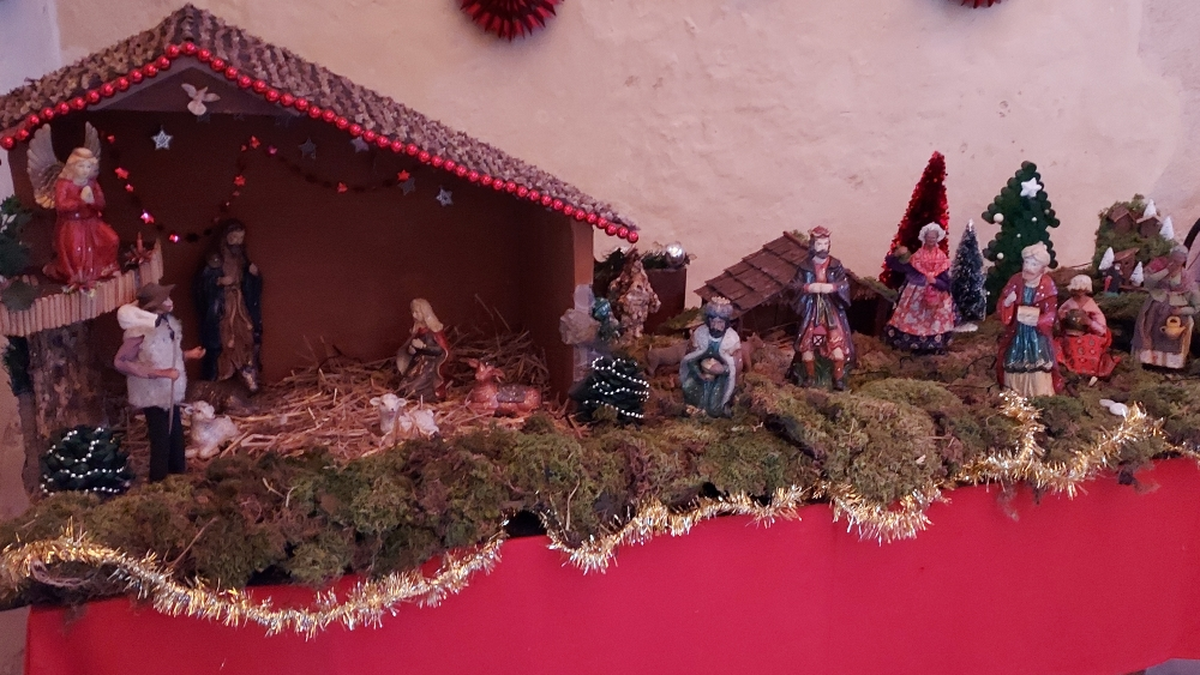 Crèche de noël à l'église de Montlouis