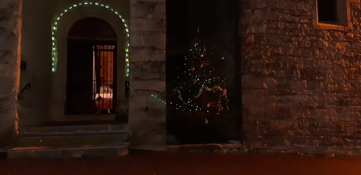 Crèche L'église De La Piguière