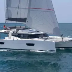 Croisière à la journée sur un catamaran à Marseille (13)