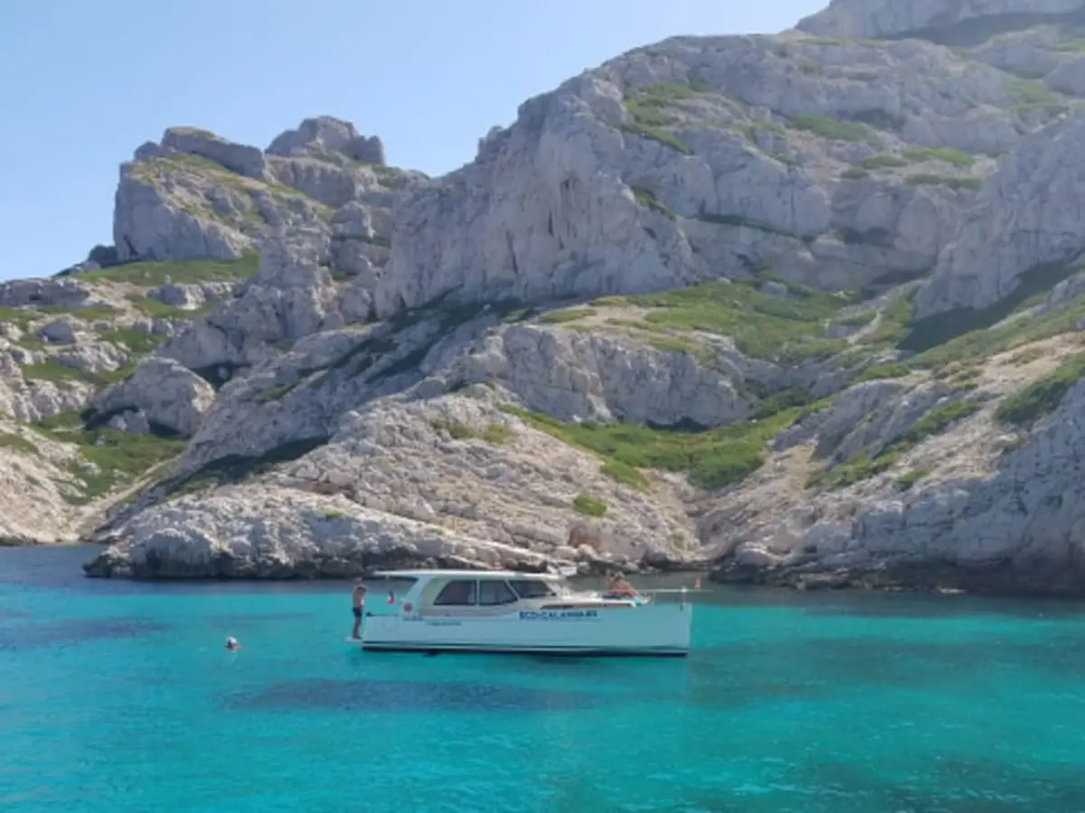Croisière baignade dans les calanques du Frioul, rive gauche