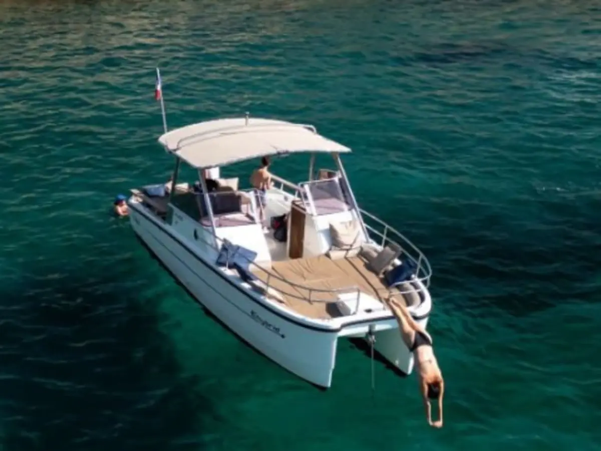Croisière baignade Parc National des Calanques en demi-journée