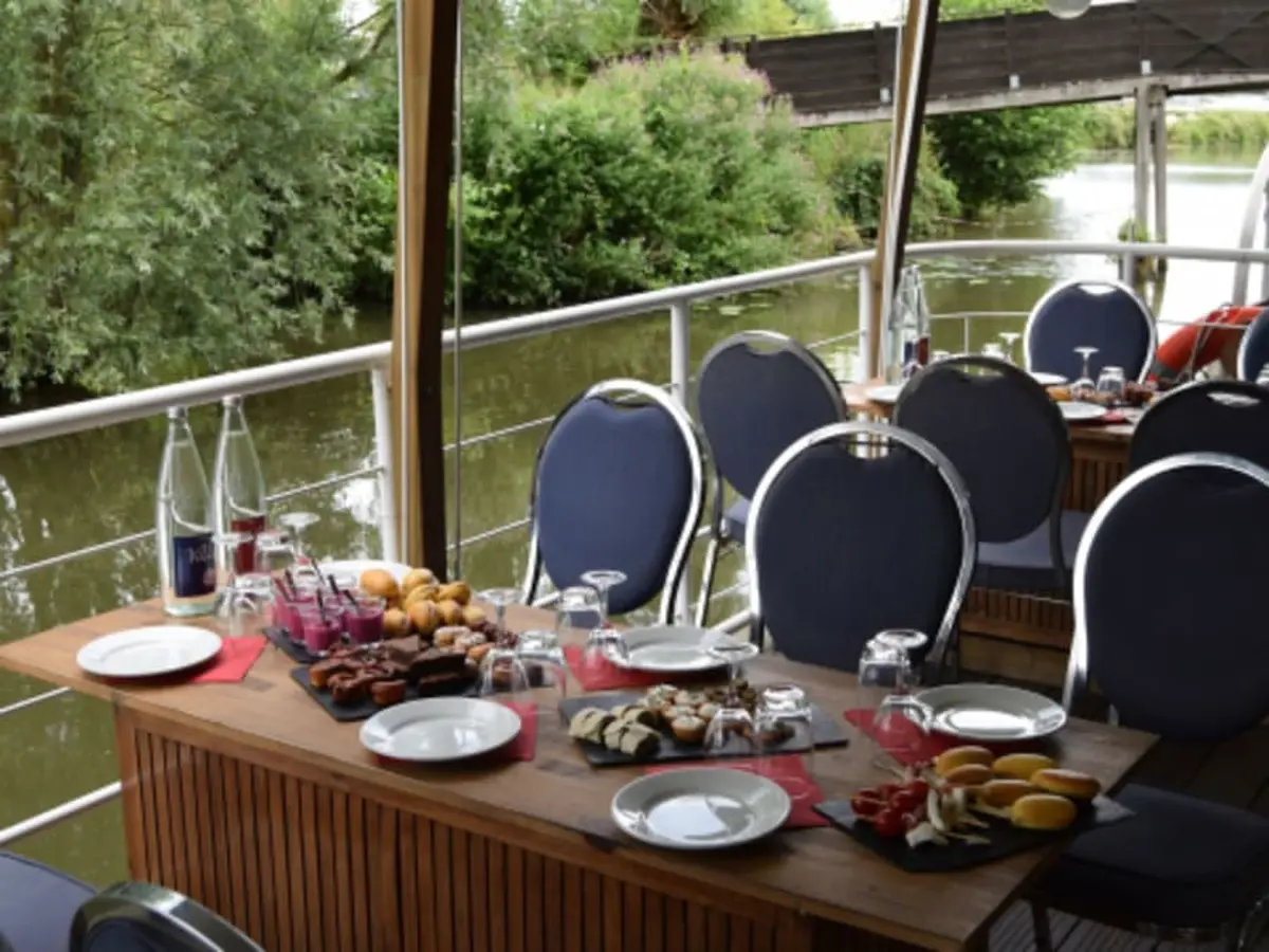 Croisière brunch à Clairmarais (62)