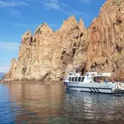 Croisière Calanques de Piana - Capo Rosso en bateau vedette