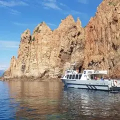 Croisière Calanques de Piana - Capo Rosso en bateau vedette