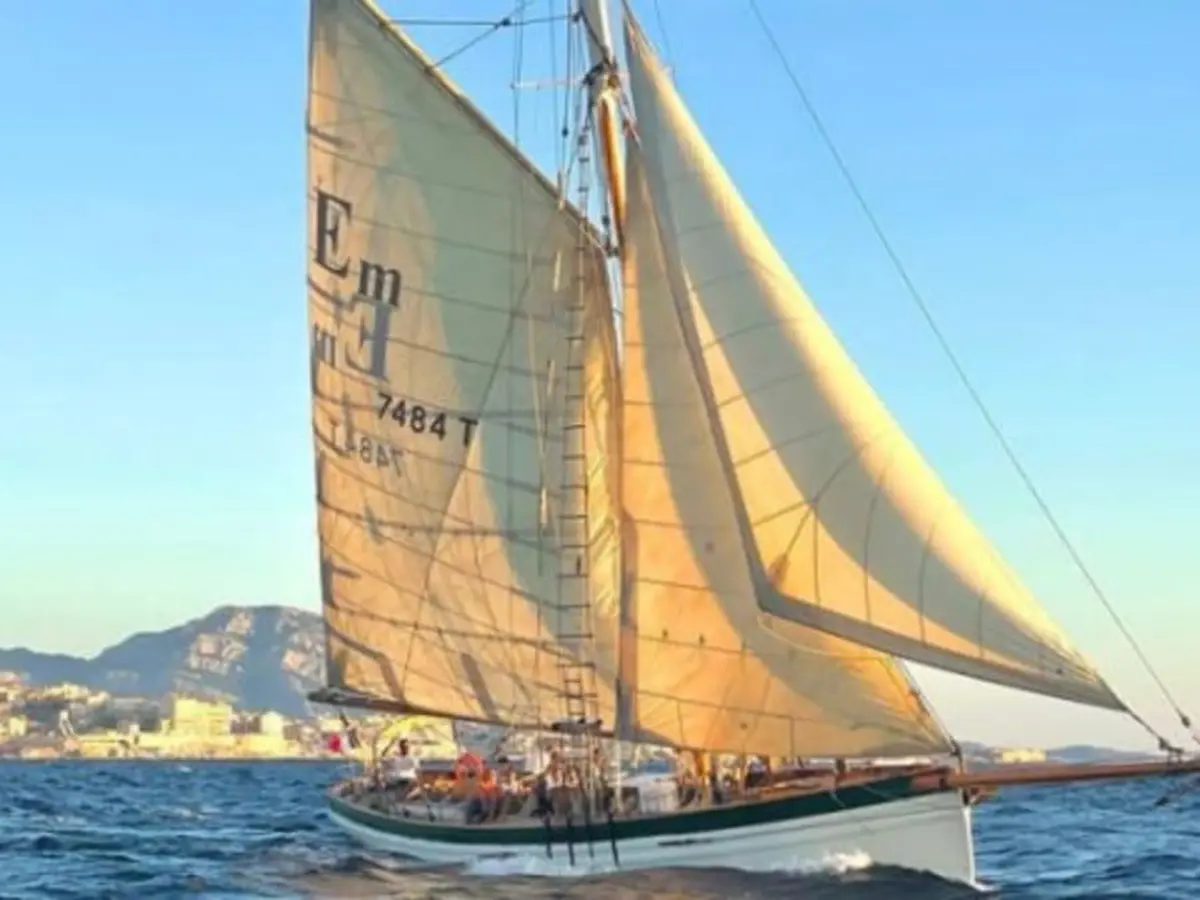 Croisière en voilier au coucher du soleil sur Eleanor Mary (13)