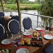 Croisière gourmande à Clairmarais (62)