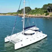 Croisière privative en maxi catamaran à Quiberon (56)