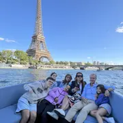 Croisière privative sur la Seine à Paris