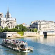 Croisière promenade sur la Seine par les Bateaux Parisiens
