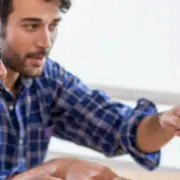 Cycle d'ateliers informatiques pour Seniors avec Kocoya